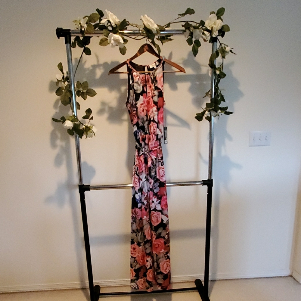 NWT Jennifer Lopez Dress